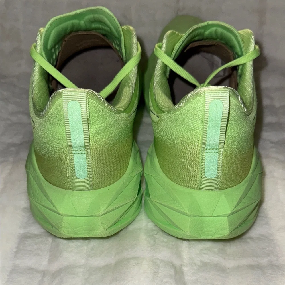 ASICS Novablast 4 Illuminate Green Running Shoes W9.5 2023 - Picture 12 of 16